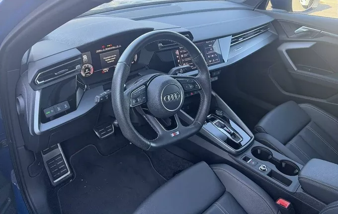 AUDI A3 Sportback TDI 150 S tronic 7 S line photo 29 2131647