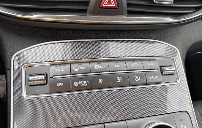 HYUNDAI SANTA FE 1.6 T-GDi Hybrid 230 BVA6 Intuitive photo 14 