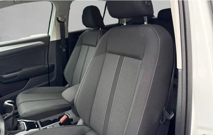 VOLKSWAGEN T-ROC 1.0 TSI 116 Start/Stop BVM6 VW Edition extérieur trois quart arrière droit 2122165