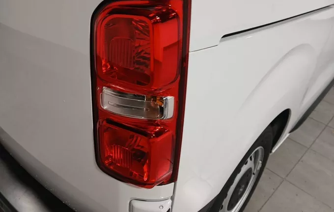 OPEL VIVARO FGN TAILLE M BLUEHDI 120 S&S BVM6 photo 17 944315