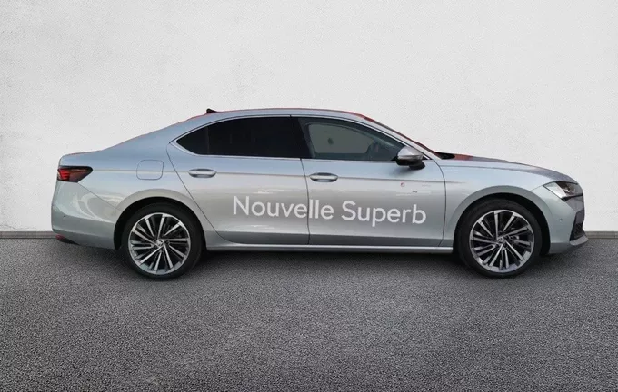 SKODA SUPERB Berline 1.5 TSI mHEV 150 ch ACT DSG7 Laurin & Klement extérieur côté droit 9559