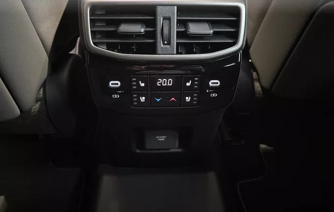 LEXUS RX 450h+ 4WD Hybride Rechargeable Executive photo 16 98476