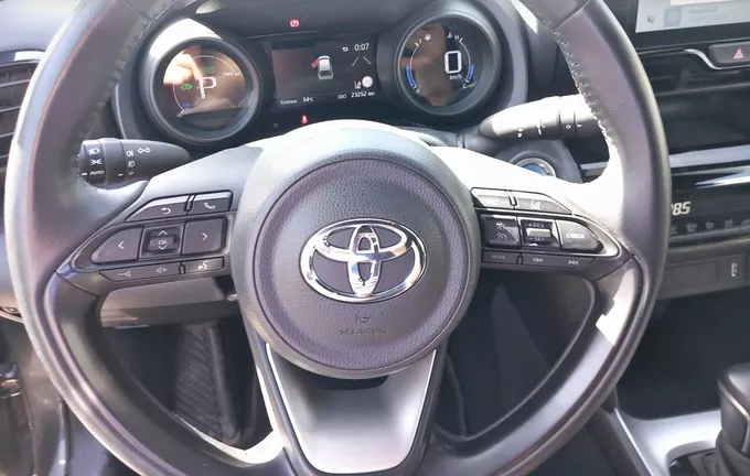 TOYOTA YARIS CROSS Hybride 116h AWD-i Design photo 12 1103505