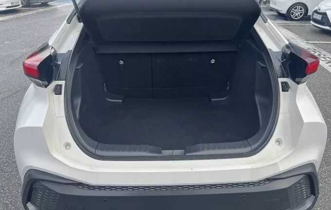 TOYOTA C-HR Hybride 140 Design photo 10 1102677
