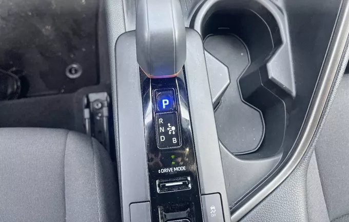 TOYOTA C-HR Hybride 140 Design photo 13 1102677