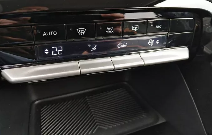 CITROEN C3 AIRCROSS Turbo 100 BVM6 Plus photo 18 944834