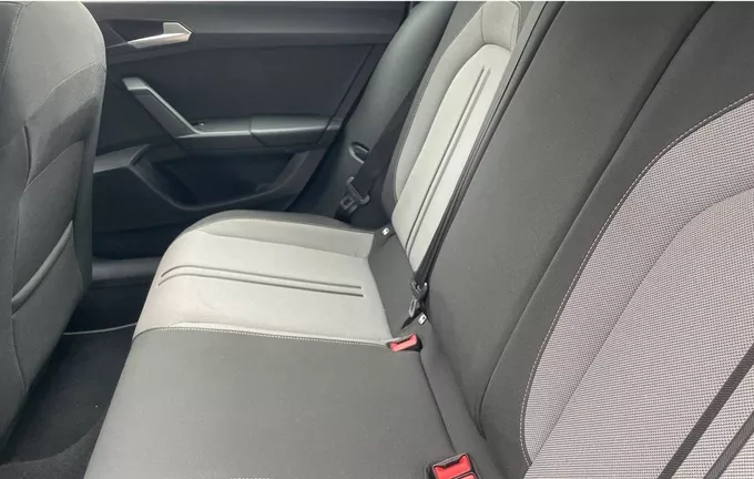 SEAT LEON 2.0 TDI 150 DSG7 Business extérieur arrière 2133039