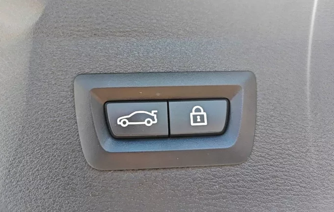 BMW X1 sDrive 18d 150 ch BVA8 xLine photo 19 213239