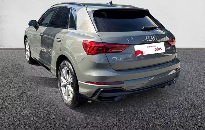 AUDI Q3 35 TDI 150 ch S tronic 7 S line extérieur trois quart arrière gauche 2126507