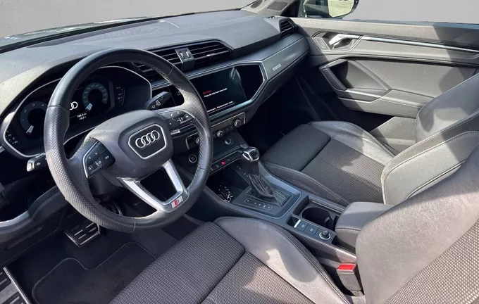 AUDI Q3 35 TDI 150 ch S tronic 7 S line photo 11 2126507