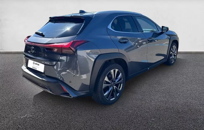 LEXUS UX 300h 2WD F SPORT Design extérieur trois quart arrière droit 1103383