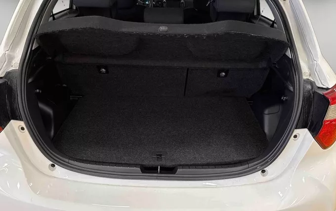 TOYOTA YARIS Hybride 100h Dynamic photo 10 213673