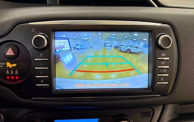 TOYOTA YARIS Hybride 100h Dynamic photo 16 213673