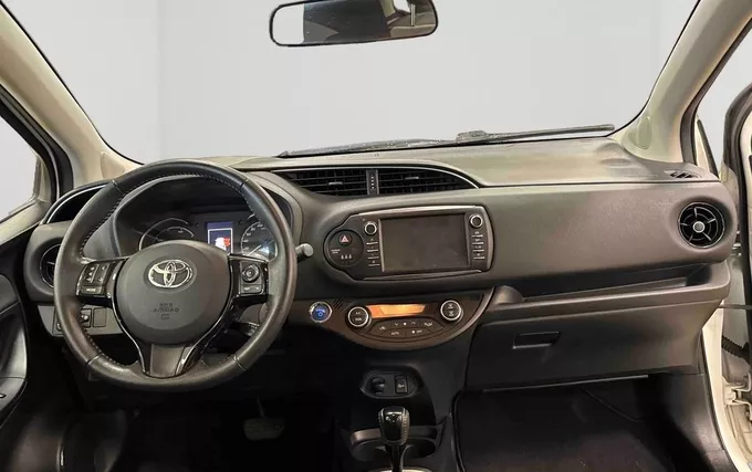 TOYOTA YARIS Hybride 100h Dynamic photo 19 213673
