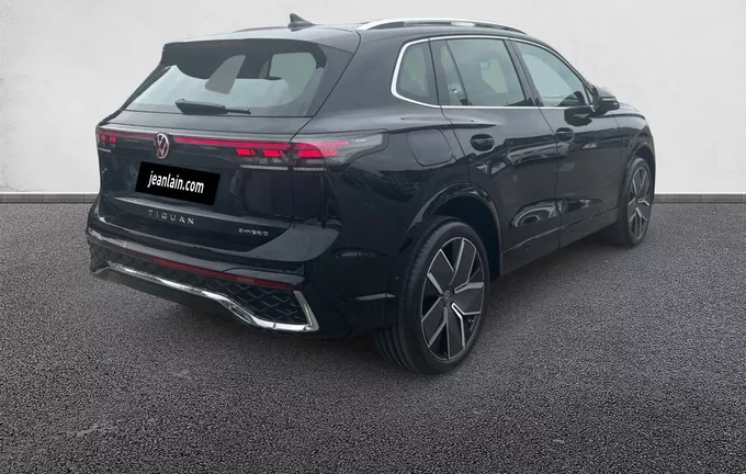 VOLKSWAGEN TIGUAN 1.5 eHybrid 204ch DSG6 R-Line Edition extérieur trois quart arrière droit 5528
