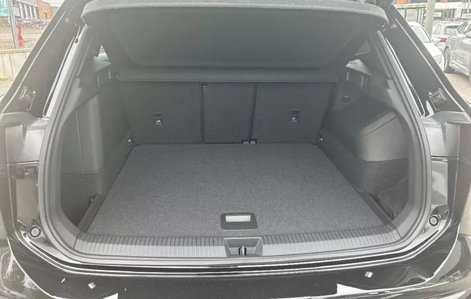 VOLKSWAGEN TIGUAN 1.5 eHybrid 204ch DSG6 R-Line Edition photo 10 5528