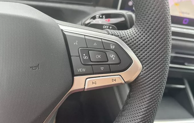 VOLKSWAGEN TIGUAN 1.5 eHybrid 204ch DSG6 R-Line Edition photo 16 5528