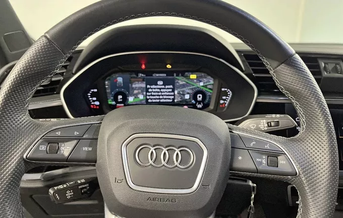 AUDI Q3 Sportback 45 TFSIe 245 ch S tronic 6 S line photo 32 2131008