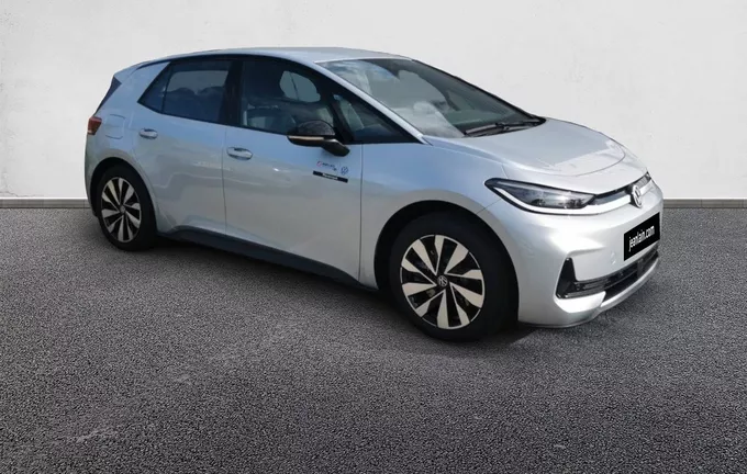 VOLKSWAGEN ID.3 Neo 50 kWh Life extérieur trois quart avant droit 9740