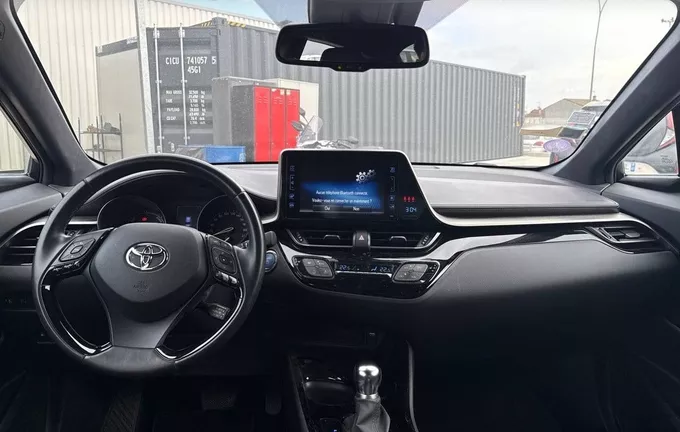 TOYOTA C-HR Hybride 122h Graphic photo 18 1103173