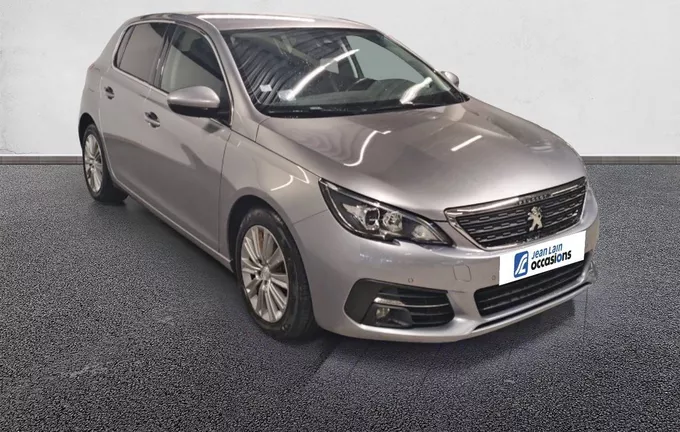 PEUGEOT 308 1.2 PureTech 130ch S&S EAT6 Allure extérieur trois quart avant droit 2131145