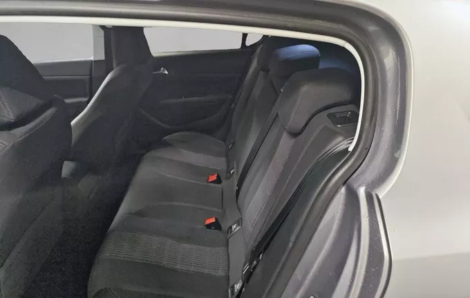 PEUGEOT 308 1.2 PureTech 130ch S&S EAT6 Allure photo 17 2131145