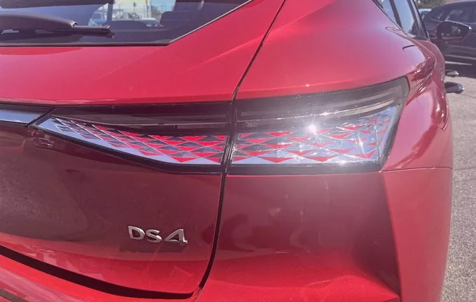 DS DS4 DS 4 Hybride E-Tense 225 EAT8 Trocadero photo 17 946005