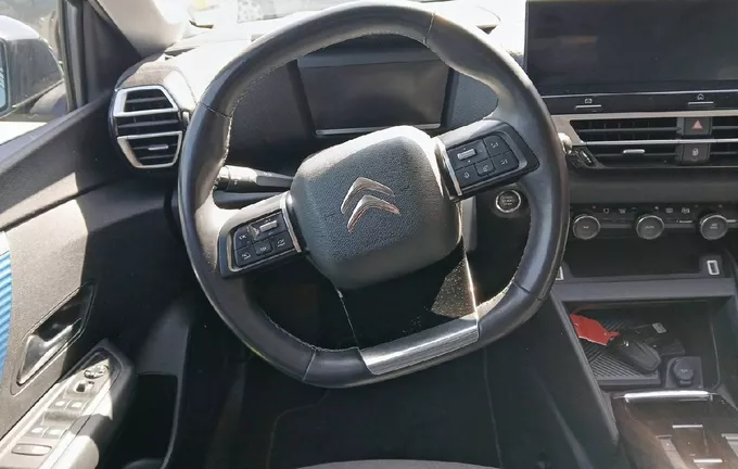 CITROEN C4 e-C4 136 ch Automatique Shine photo 9 945596