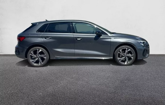 AUDI A3 Sportback 40 TFSIe 204 S tronic 6 S Line extérieur côté droit 2127536
