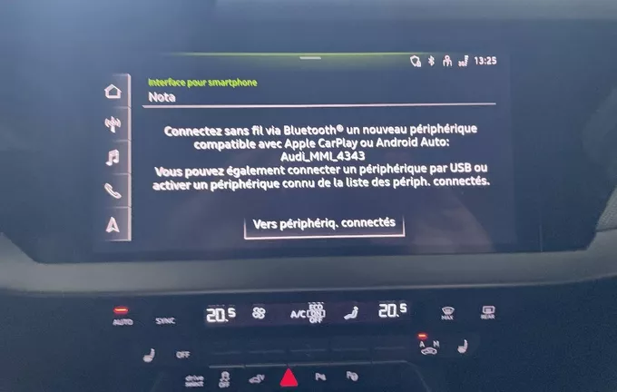 AUDI A3 Sportback 40 TFSIe 204 S tronic 6 S Line photo 16 2127536