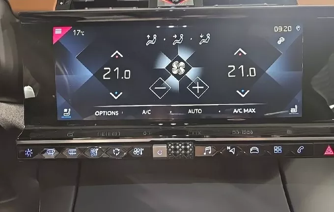 DS DS7 CROSSBACK BlueHDi 130 EAT8 Executive photo 14 2128804
