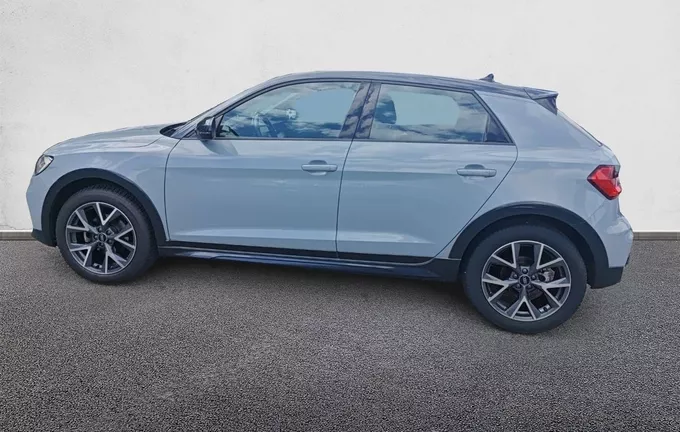 AUDI A1 Allstreet 30 TFSI 110 ch S tronic 7 Avus extérieur côté gauche 213146