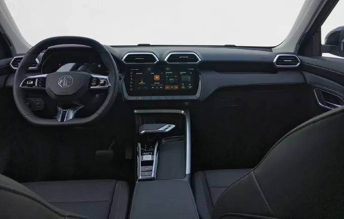 MG ZS 1.5 L Hybrid+ 197 ch Luxury photo 18 8631