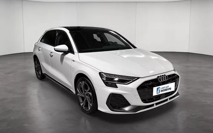 AUDI A3 Sportback TDI 150 S tronic 7 S line extérieur trois quart avant droit 2132523