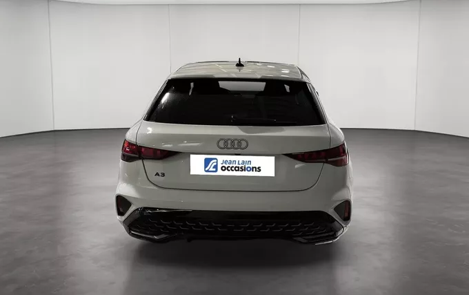 AUDI A3 Sportback TDI 150 S tronic 7 S line extérieur arrière 2132523