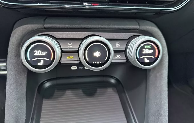 SKODA KODIAQ 1.5 TSI 204 ch Hybride Rechargeable PHEV DSG6 5pl Sportline photo 14 9154