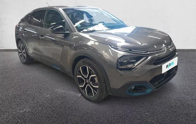 CITROEN C4 e-C4 136 ch Automatique Shine extérieur trois quart avant droit 946006