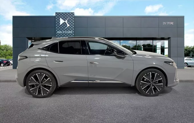 DS DS4 DS 4 Hybride E-Tense 225 EAT8 Opera extérieur trois quart arrière droit 945546