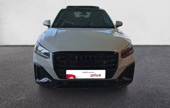 AUDI Q2 35 TFSI COD 150 S tronic 7 S Line Plus extérieur avant 2130800