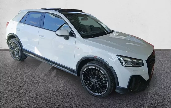 AUDI Q2 35 TFSI COD 150 S tronic 7 S Line Plus extérieur trois quart avant droit 2130800