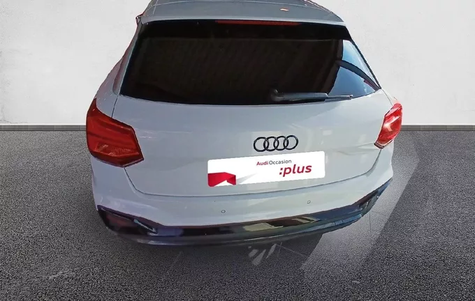 AUDI Q2 35 TFSI COD 150 S tronic 7 S Line Plus extérieur arrière 2130800