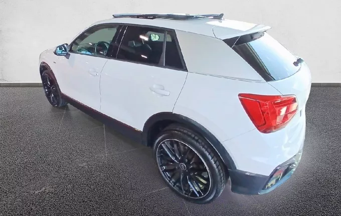 AUDI Q2 35 TFSI COD 150 S tronic 7 S Line Plus extérieur trois quart arrière gauche 2130800