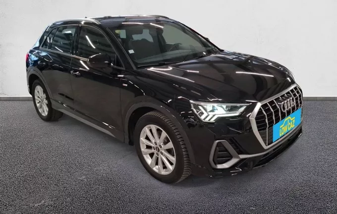 AUDI Q3 35 TDI 150 ch S tronic 7 S line extérieur trois quart avant droit 212895