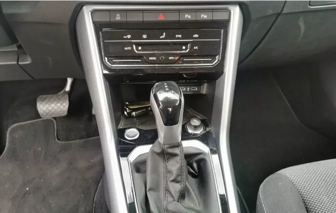 VOLKSWAGEN T-ROC 1.5 TSI EVO 150 Start/Stop DSG7 Life Plus photo 16 2131214