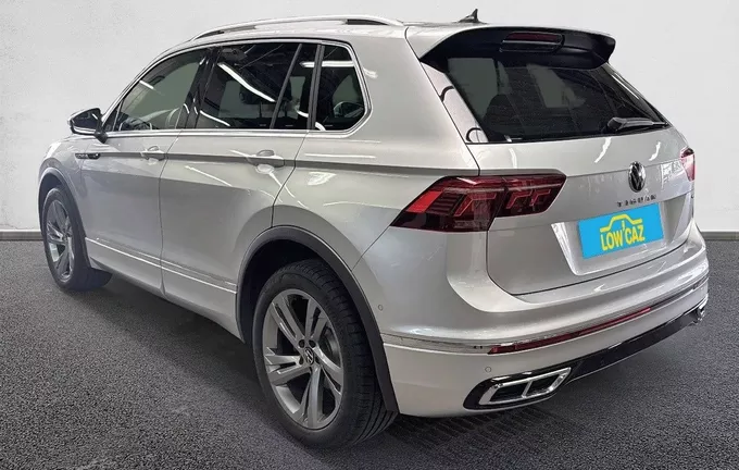 VOLKSWAGEN TIGUAN 2.0 TDI 200ch DSG7 4Motion R-Line Exclusive extérieur trois quart arrière gauche 213415
