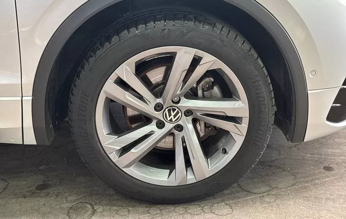 VOLKSWAGEN TIGUAN 2.0 TDI 200ch DSG7 4Motion R-Line Exclusive photo 9 213415