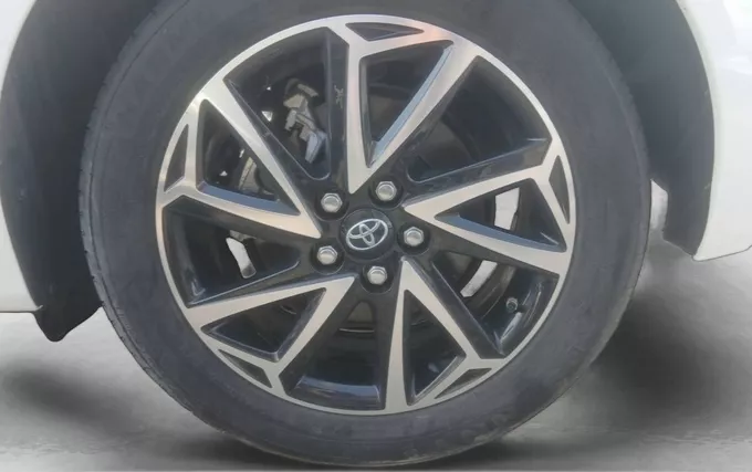 TOYOTA YARIS Hybride 116h Design photo 9 1103970