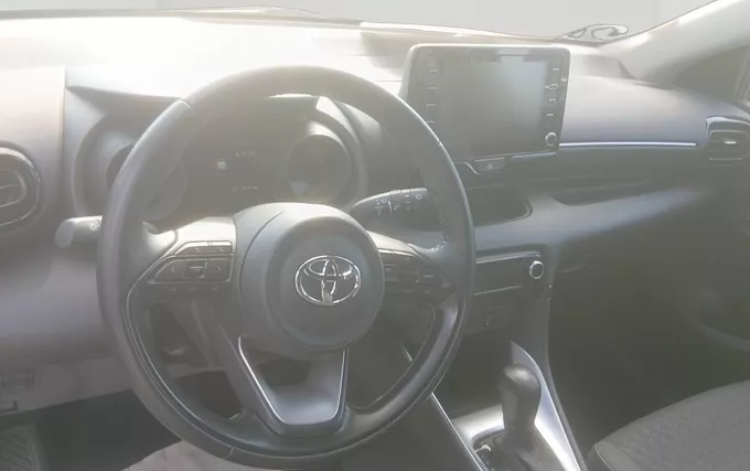TOYOTA YARIS Hybride 116h Design photo 15 1103970