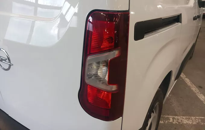 OPEL COMBO CARGO 1.5 130 CH S/S L1H1 BVM6 AUGMENTE PACK CLIM photo 17 945034
