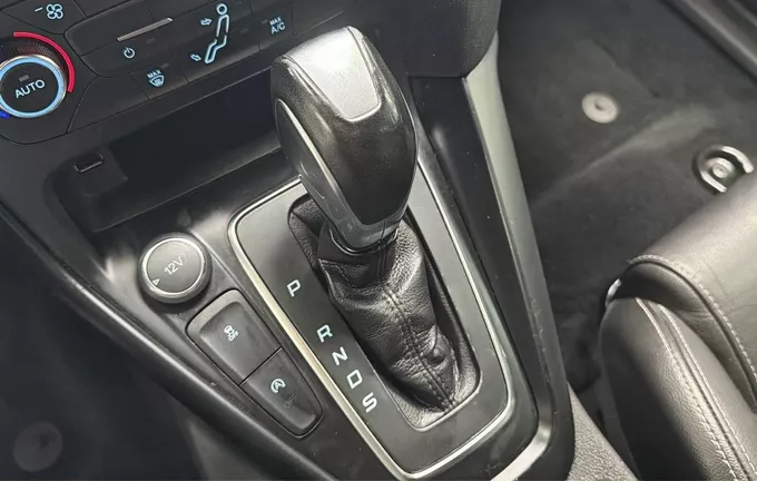 FORD FOCUS SW 2.0 TDCi 185 S&S ST PowerShift photo 18 213182